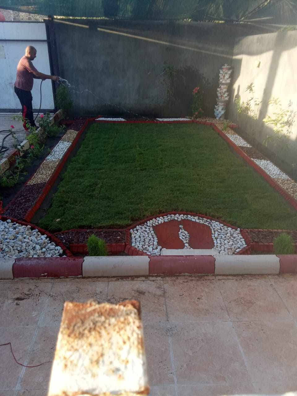 السلام عليكم عمل جميع انواع الحدائق المنزلية ودوائر الحكوميه بالحجر الملون الاسعار وزراعه الشتلات والثيل وتعديل الحدائق للاستفسار المراسله اوباانسب الاتصال
***********
