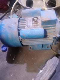 ٥،٥ حصان • ٣٠٠٠ • ابوغريب