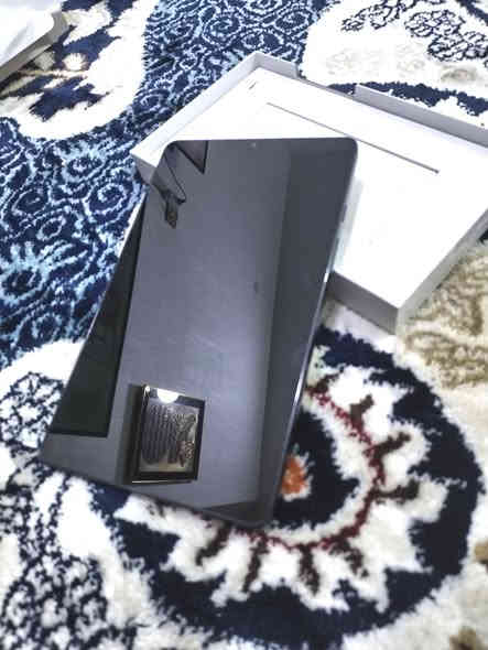 السلام عليكم Samsung Galaxy Tap A9
ايباد جديد ما مستخدم ولا لحظه هسه فتحت باكيته ونشرته اشتريته من مركز سامسونج الرئيسي بغداد جهاز اصلي. ذاكرته 64g وذاكرة رام خارجيه تصل الى 1تيرا بايت

شاشه بدقة HD فائقة الوضوح سلس كلش بالاستخدام

مناسب جدا للدراسه والعمل والتصفح اليومي سعره 158الف دينار بي مجال بسيط سبب البيع اخذت لابتوب بسعر مناسب لان يناسبني بشغلي.

ملاحظة /ضمان سنه كاملة من شركة سامسونج.  الرقم للتواصل ***********
