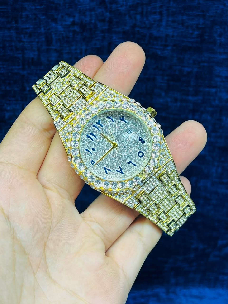 سلام عليكم ممكن تقيم للقطعه واذا اصليه او عاديه وللمعلومه القطعه للبيع تفاصيل اكثر بالمنشور
تواصل خاص اذا شراي


**إذا كنت صاحب هذا الإعلان وتريد حذفه لأي سبب، رجاءا أرسل رسالة إلى الدعم الفني**