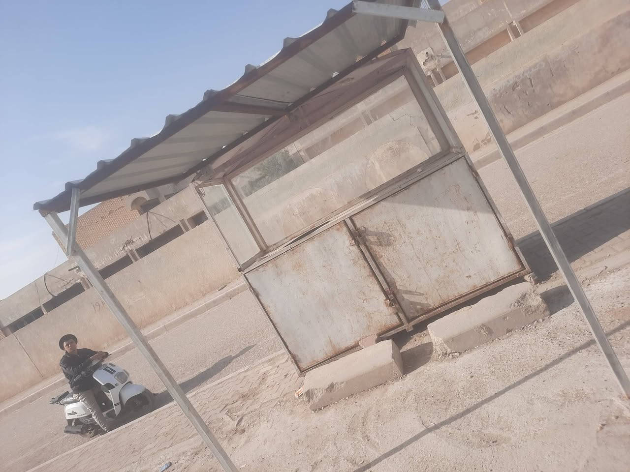 كشك كامل 
جام وكهربئيات وسقيفه ب400وبي مجال


**إذا كنت صاحب هذا الإعلان وتريد حذفه لأي سبب، رجاءا أرسل رسالة إلى الدعم الفني**