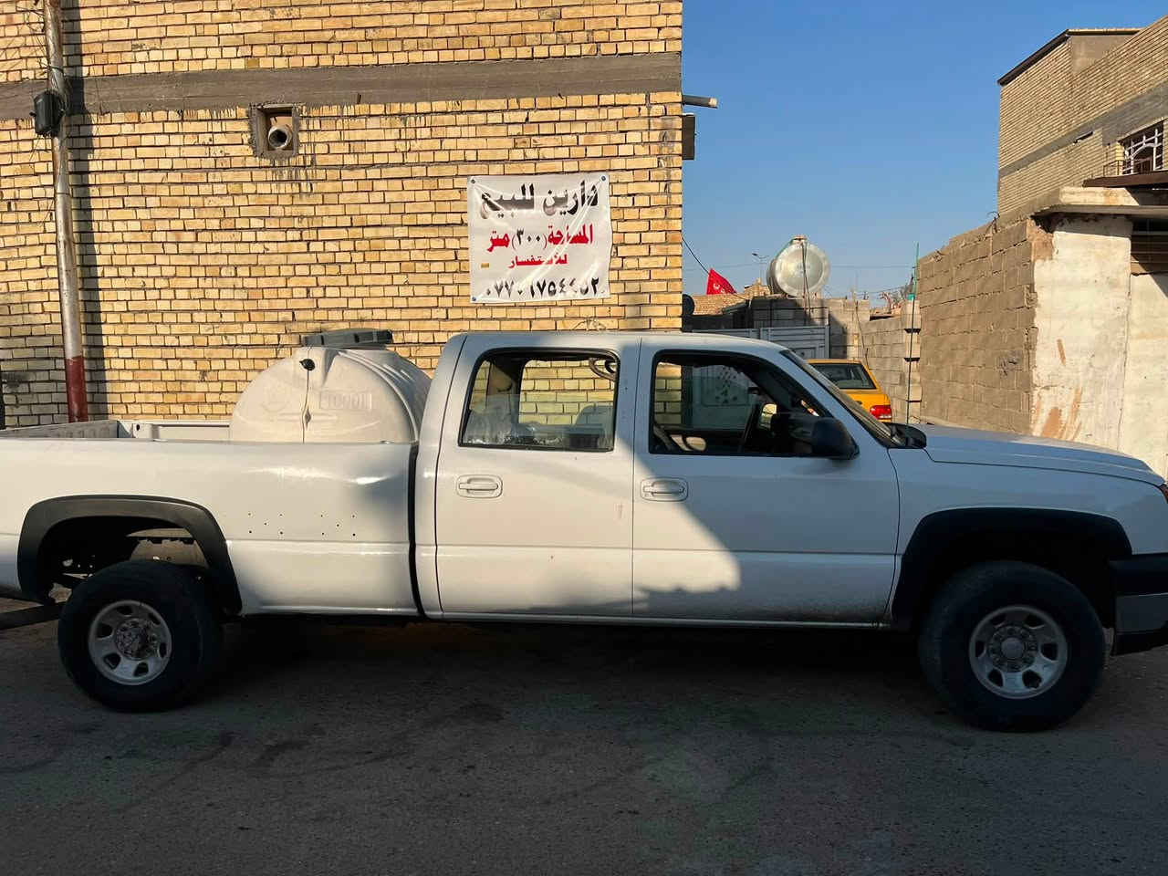 من رخصت مدير الكروب المحترم . سلام عليكم سلفودور 2006 للبيع محرك 6 و100 كير الف سياره دفع رباعي خير من الله بسمي السنويه لغايه 2031 كهربائيات كامله الاستفسار الاتصال ع هاذا الرقم ***********
