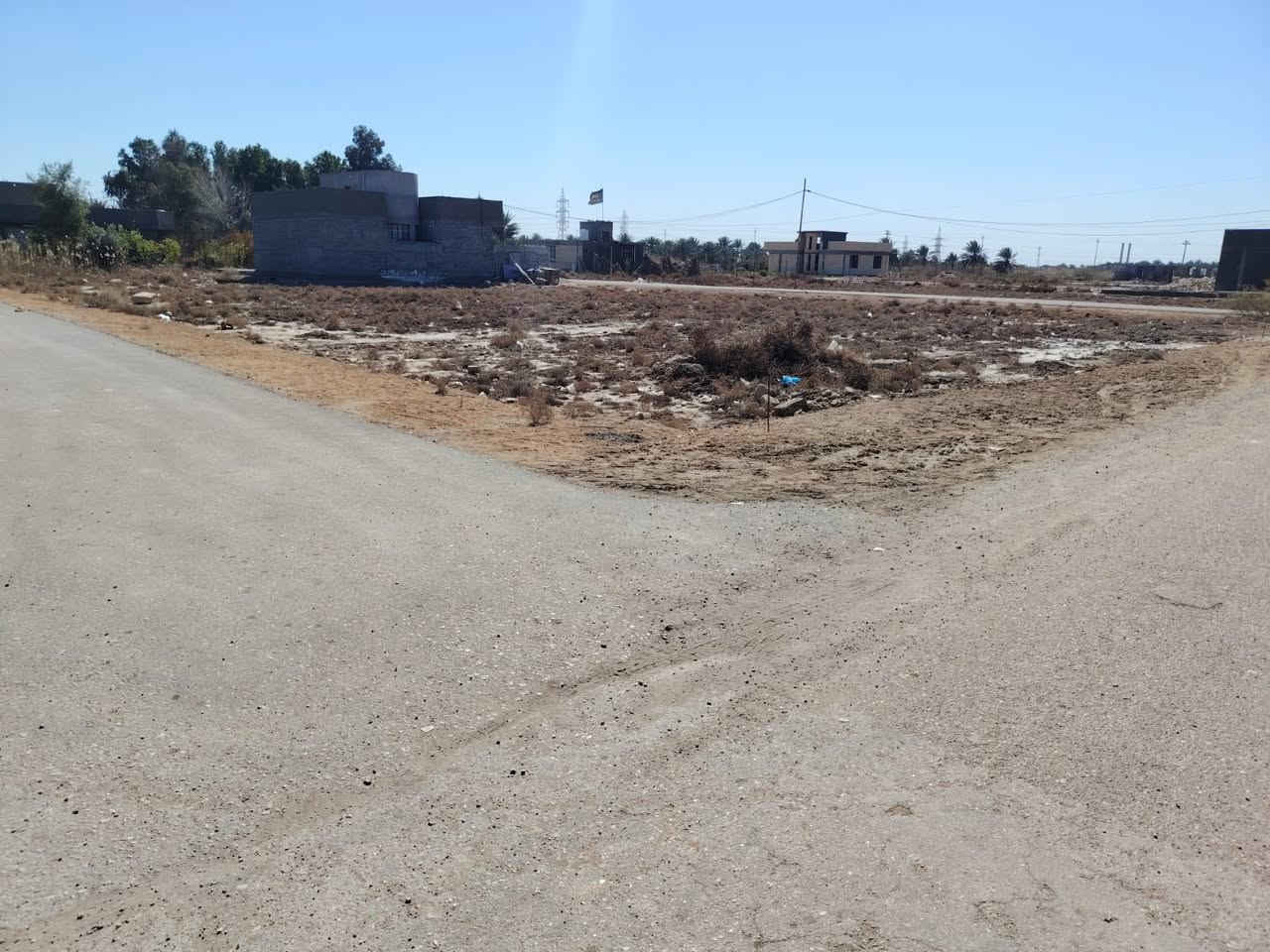 السلام عليكم يعلن مكتب عقارات دبي عن وجواد قطعه ارض زراعيه في قطع  خط النفط احمد الصابوني المساحة 200م الاستفسار مرجعه مكتب عقارات دبي في المسيب حي المعلمين مقابل اسواق المسيباوي والاتصال على الأرقام التالية / ***********  /***********
