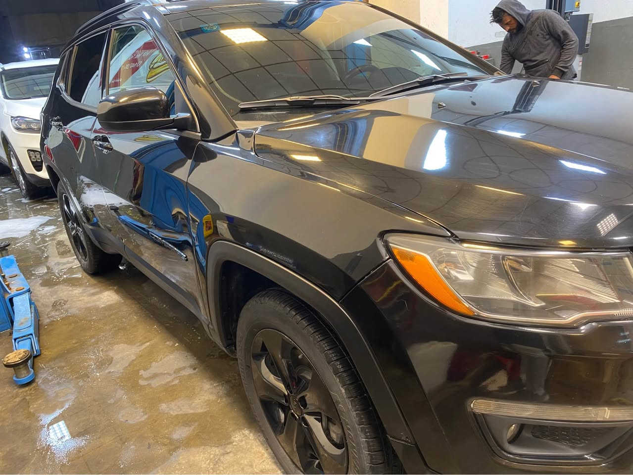 جيب كونبارس مديل 21 بصره بسمي بيها بنيد مبدل والباقي كفاله كير ومحرك كفاله ماشيه 57 الف  السعر 152  
*********** Singapore
