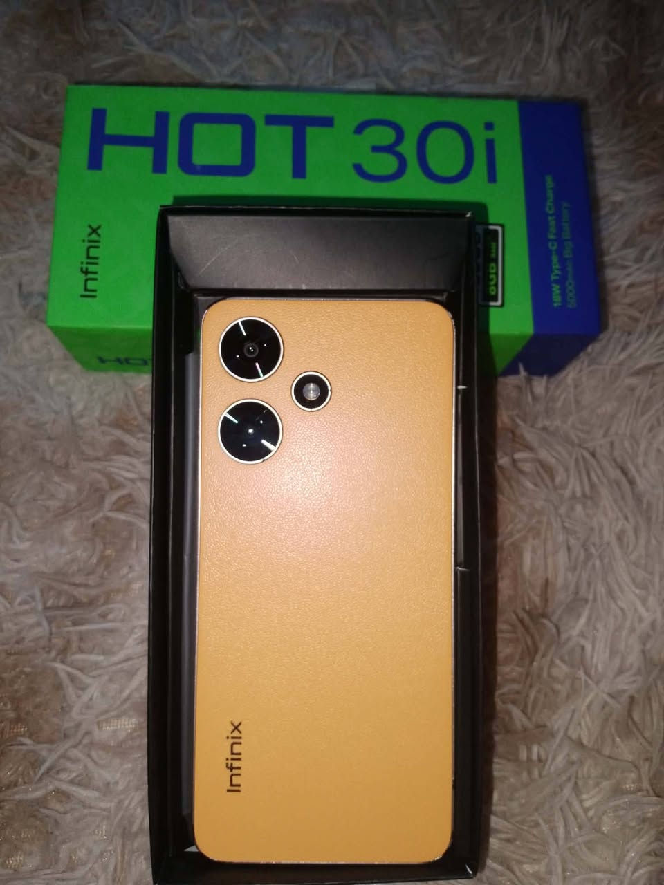السلام عليكم infinx hot 30i
ذاكرة :128
رام :8
كامرة امامية تشتغل كامرة خلفية تشتغل سبيكرات شغالة فلاش يشتغل سيم شغال جهاز كلشي بي شغال مجرد فطر ب الشاشة ما مئاثر على اللمس يشتغل طبيعي ببجي 40فريم 
شاشة 90هيرتز البطارية 5000 الجهاز مامبدل بي اي شي
السعر 70الف وبي مجال لاتكسر ب السعر تواصل خاص او ع الرقم ***********
