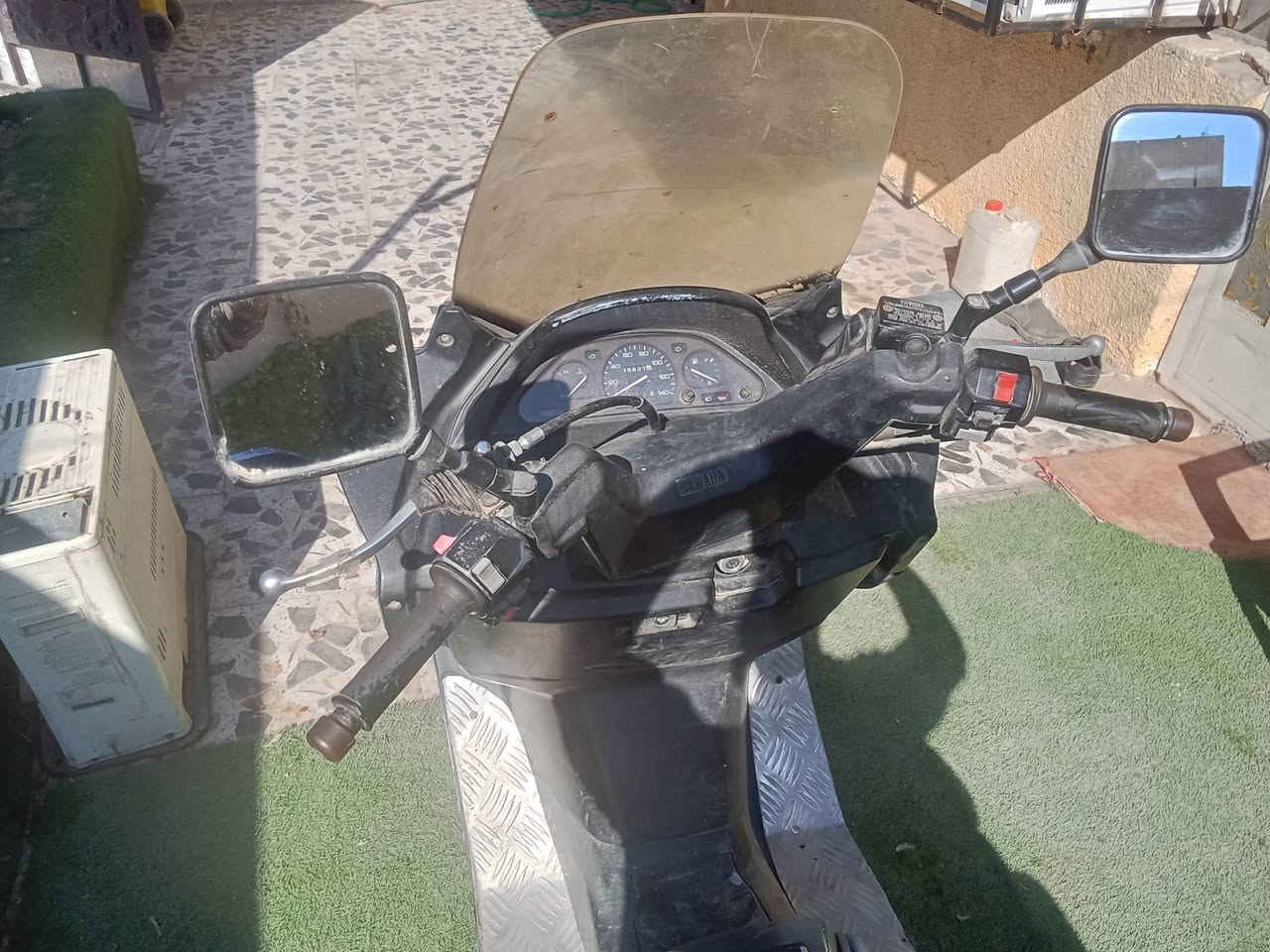 دراجه ماجسته نضيفه محرك تنميرات ناضيفه باتري جديد كهربايات مابيه شي سعر 350بيه مجال  مكان زعفرانيه ***********
