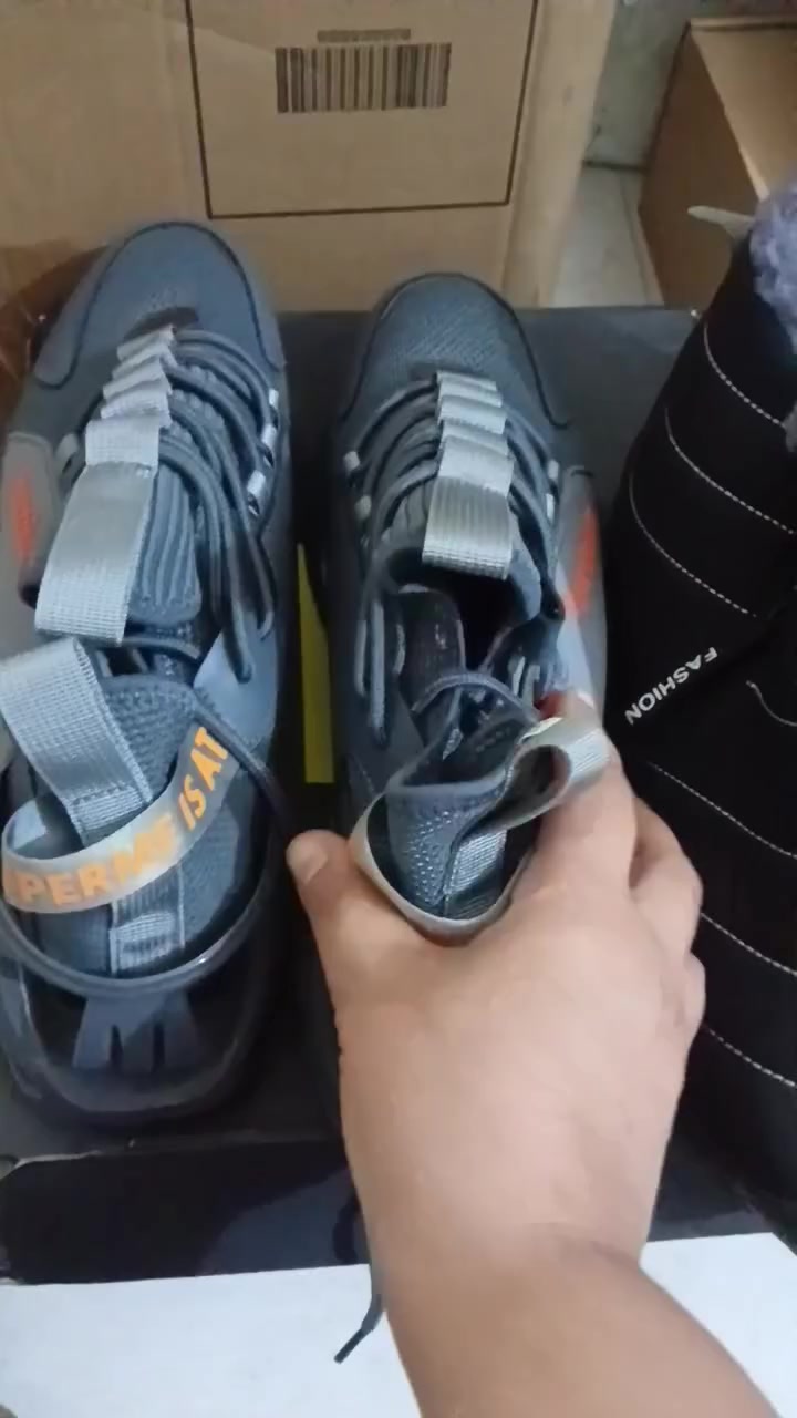 السلام وعليكم عيوني شلعه احذيةرجاليه  كلهه ماركات ب 60 الف الي يريدهه يراسلني


**إذا كنت صاحب هذا الإعلان وتريد حذفه لأي سبب، رجاءا أرسل رسالة إلى الدعم الفني**