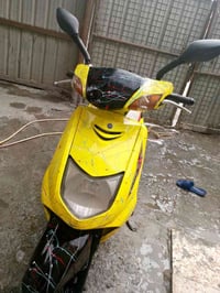 دراجه سكنس ياباني سرعه 110 ياباني الاصلي كلها شغاله سلف وهندر وكهرباءي...