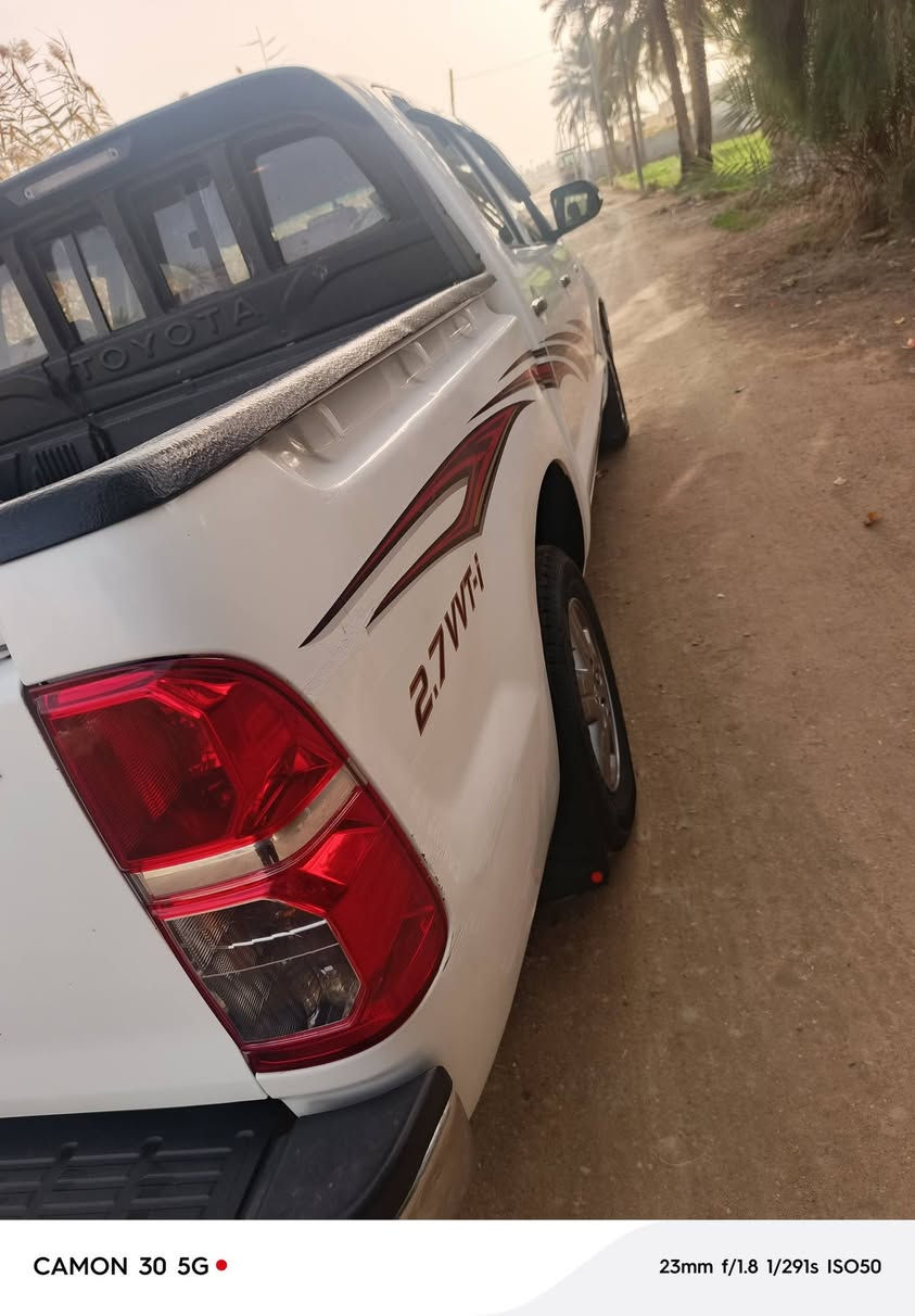 السلام عليكم للبيع  بيكم هايلوكس مديل 14 فول مواصفات رقم بابل تحويل ثاني يوم السياره كفاله عامه بيه بس باردات و مامصلحات مكان السياره كربلاء طوريج. الشراي يتقدم وبيه خير ويدلل السعر اتصل علئ رقم
***********))) ***********))))
