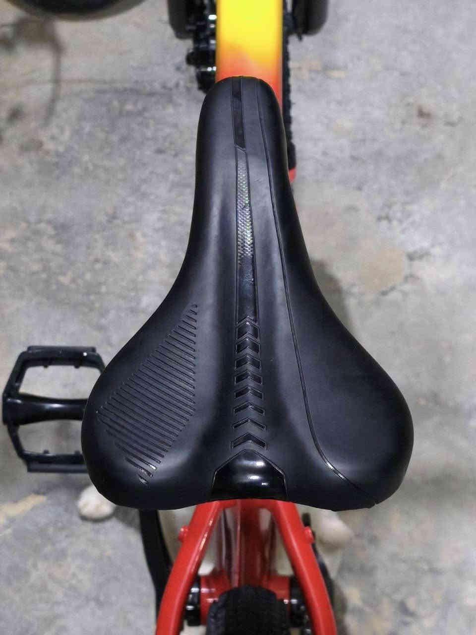 السلام عليكم.    اخوان اليوم يتوفر دراجة جبلية من نوع MTB. 
مواصفات 

🔥سستم ماركة من شركة L-TWOO،،المبدل خلفي نفس ماركة يأتي بنظام حديث 1*10

🔥الفرامل من نوع هيدروليك خلفي من شركة X-SPARK،،والفرامل امامية من ￼ Shimano الياباني 

🔥المقاس 29انج

🔥معدن دراجة بل كامل ألمنيوم ،،فقط دبل امامي من حديد 

🫆مكان الدراجة الديوانية 

💞سعر الدراجة (600)قابل للتفاوض مع تحياتي الكم 🫡￼

الرقم:***********.

الدراجة جديدة 🆕 جدآ
