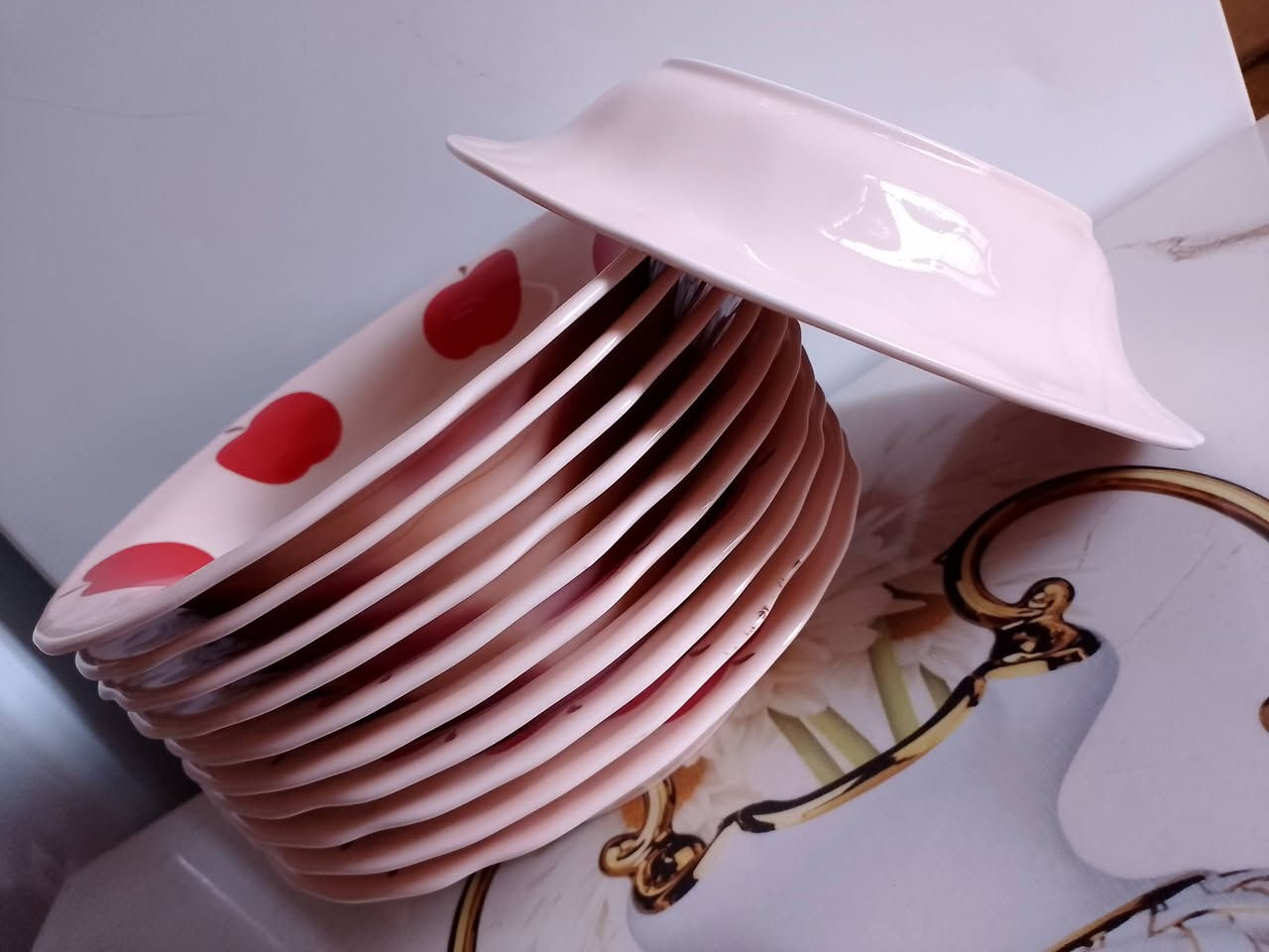 مواعين تمن ويصير للمرك 
يتوفر توصيل داخل بلدروز وجميع محافضات العراق


**إذا كنت صاحب هذا الإعلان وتريد حذفه لأي سبب، رجاءا أرسل رسالة إلى الدعم الفني**