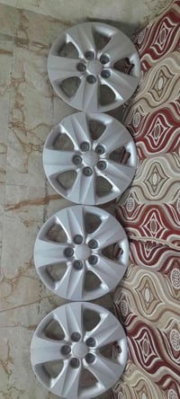 شباب اريد مراوس بكبات ١٤ عندي ذني الكبات مالت كيه العنده يراوسني يتصل ...