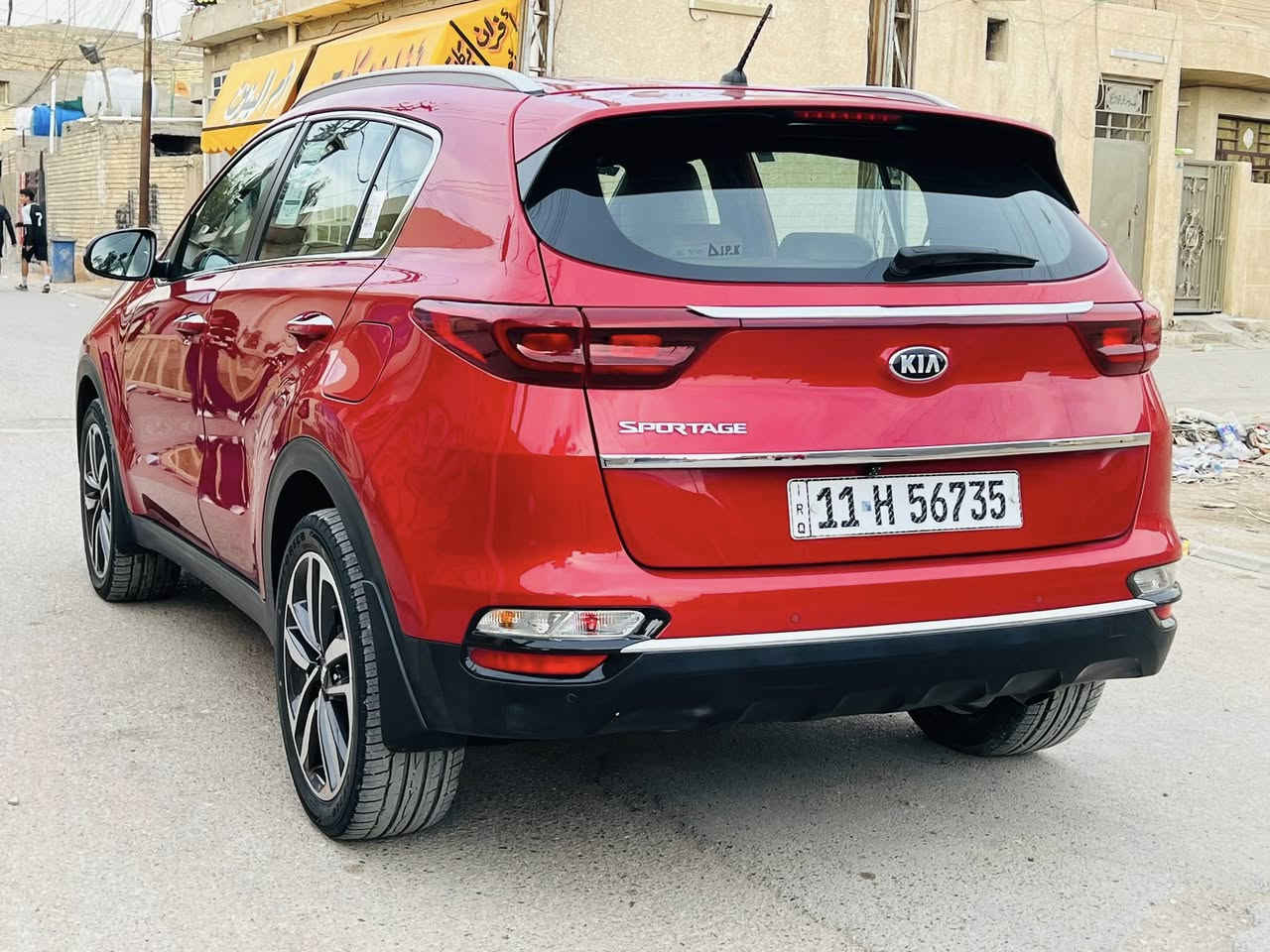 سلام عليكم البيع سبورتج موديل 2021 خليجي سياره زيرو جديده لوك ماشيه 73 الف كفاله عامه ماعده شويه بل بنيد صبغ بل كصه مال بنيد والباقي كفاله عامه سعرها 205 وبيها مجال بصيط مكاني بغداد المعامل لاستفسار ***********
