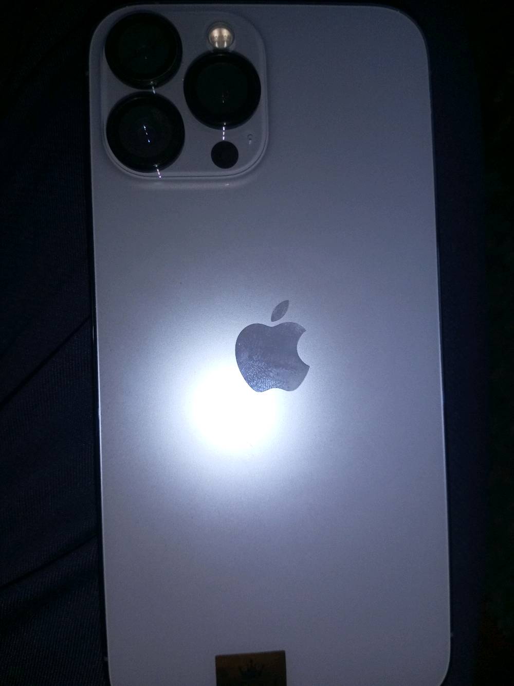 العنوان كركوك بنجى علي 
السعر 400 الف 
ايفون 13 برو ماكس قافل ايكلود لون بحري ذاكرة 256 بطارية 96 مامفتوح ولا مبدل اي شي