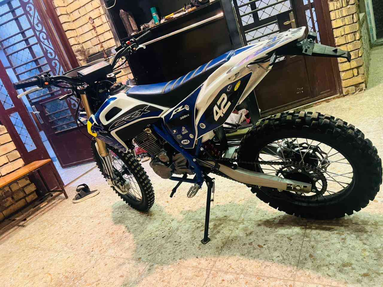 قفاز Crx للبيع
الدراجة جديدة بعدها بلايلونها مبينه بل فديو ماشيه ب 2000 كيلو بس مكاني بغداد الحريه

رقمي ***********

 سعر مليون وسبعميه بيها مجال شي قليل
