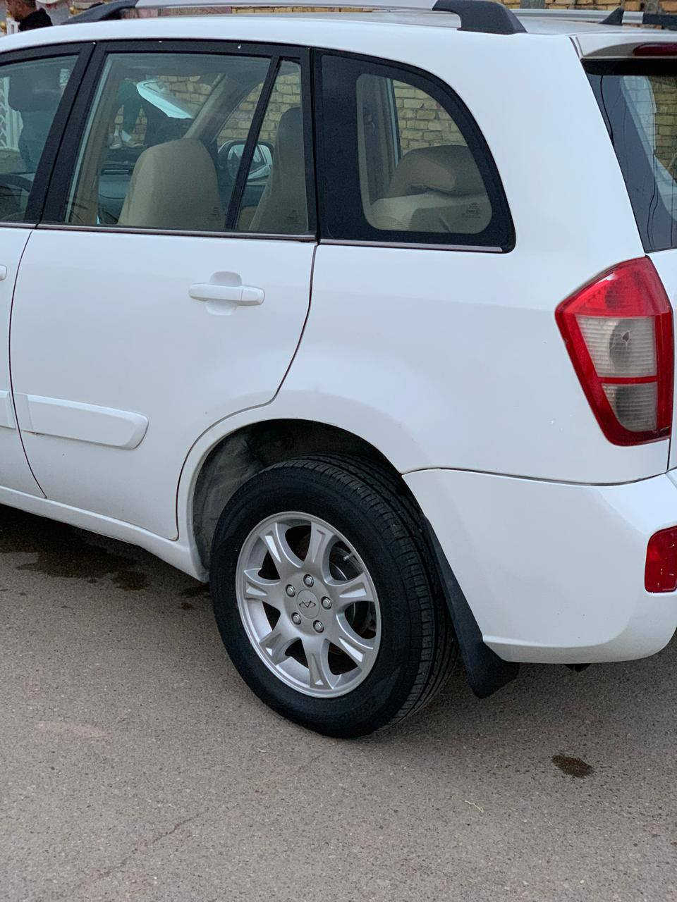 السلام عليكم للبيع تيكو موديل 2013 رقم بغداد انكليزي بسمي باقي بس ع الستلم هزه جديده السياره جديده كير مكينه جاهزات تخم تاير السعر 57 وبيه مجال للطيبين مكاني  ***********
