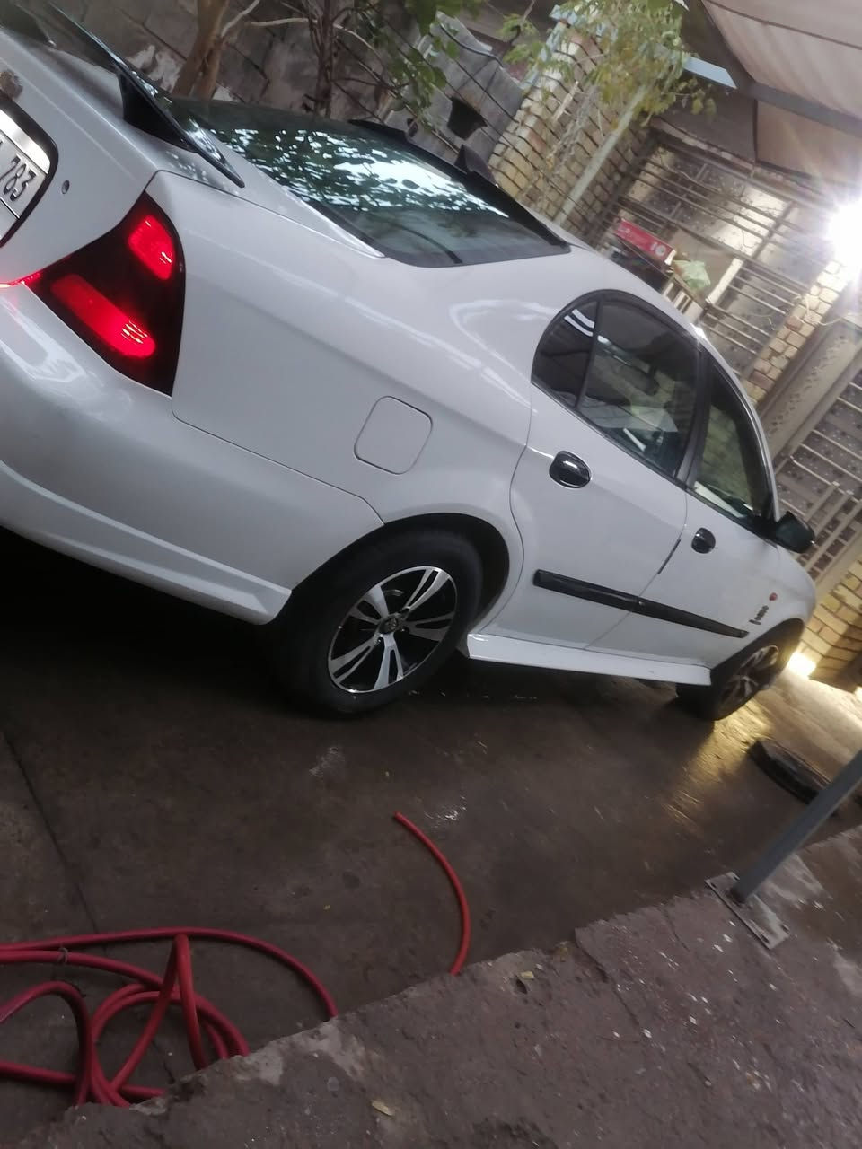 السلام عليكم للبيع ابيكا باسمي رقم دولي مميز 3 ارقام هزة جديدة سيارة جديدة بيها مكانات صبغ ابيعلك حزام صبغ قمارة تكم جنطة بنيد مابي صبغ 
موديل 2006 خليجي 
كير مكينة جديد لوك مكفول حجم 2000 أربعة سلندر 
المسافة المقطوعة 133الف 
تخم تاير ويلكب جدد 
تبريد  ثلج منظومة جديدة 
تدفئة وهيترات جام كله شغال 
شاشة اندرويد حديث 
لايت زنون عالي ناصي ابو 100$
منظومة دمام كاملة مشدودة نقص سماعه كبيرة
سيارة خليجي عدنه من سنة 2008مبيوعه مرة وحدة والحقيقة احلى من الصور كفالة عامة عدى رشات صبغ بدون حادث قسما بالله الي تصير من نصيبة يترحملي تراي شركة ما متعوبة تراي مالتك من البصرة لدهوك بشرط 
للتواصل ***********
***********
مكاني بغداد السعر 60$
