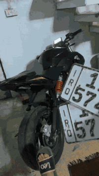 سلام وعليكم دراجه بنيلي إيطالي حجم محرك 600cc دراجه زيرو 0️⃣ ماشيه ألف منزلها من شركه عجله الخليج 4سلندر مديل 21بس طالعه بل 25ما اطلع بيها عايفها بل بيت دراجه قطره تيب مابيها ترايك وين ماتريد حمااوه أنسى دراجه مكفوله آيبي إس نقصها كزوز فقط مكاني بغداد الحسينية مال راشديه سعرها 45$تحويل ثاني يوم رقمي ***********واتساب متواجد
