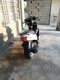 سكنس للبيع دراجه كامله مكمله ب550 وبيها مجال ‏‪07886716775‬‏للاستفسار