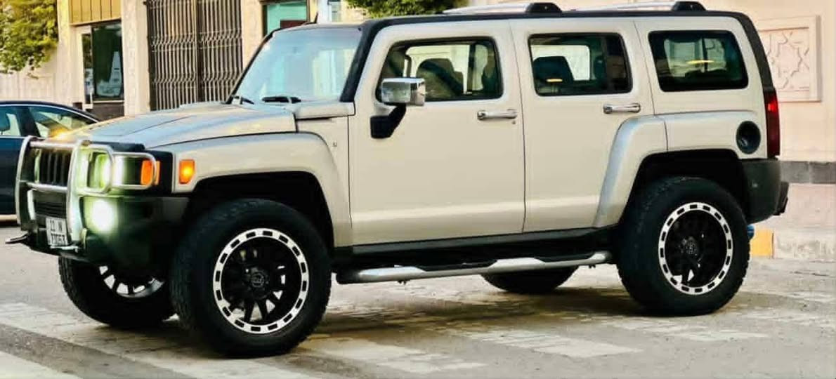 السلام عليكم
همر 2007
5 سلندر 3/700
 مكفولة كلين تايتل 
رقم سليمانية دولي بأسمي 
سنوية لـ 29
السيارة خير من الله
كاعدة وحلوة
مكاني تكريت القادسية
***********
