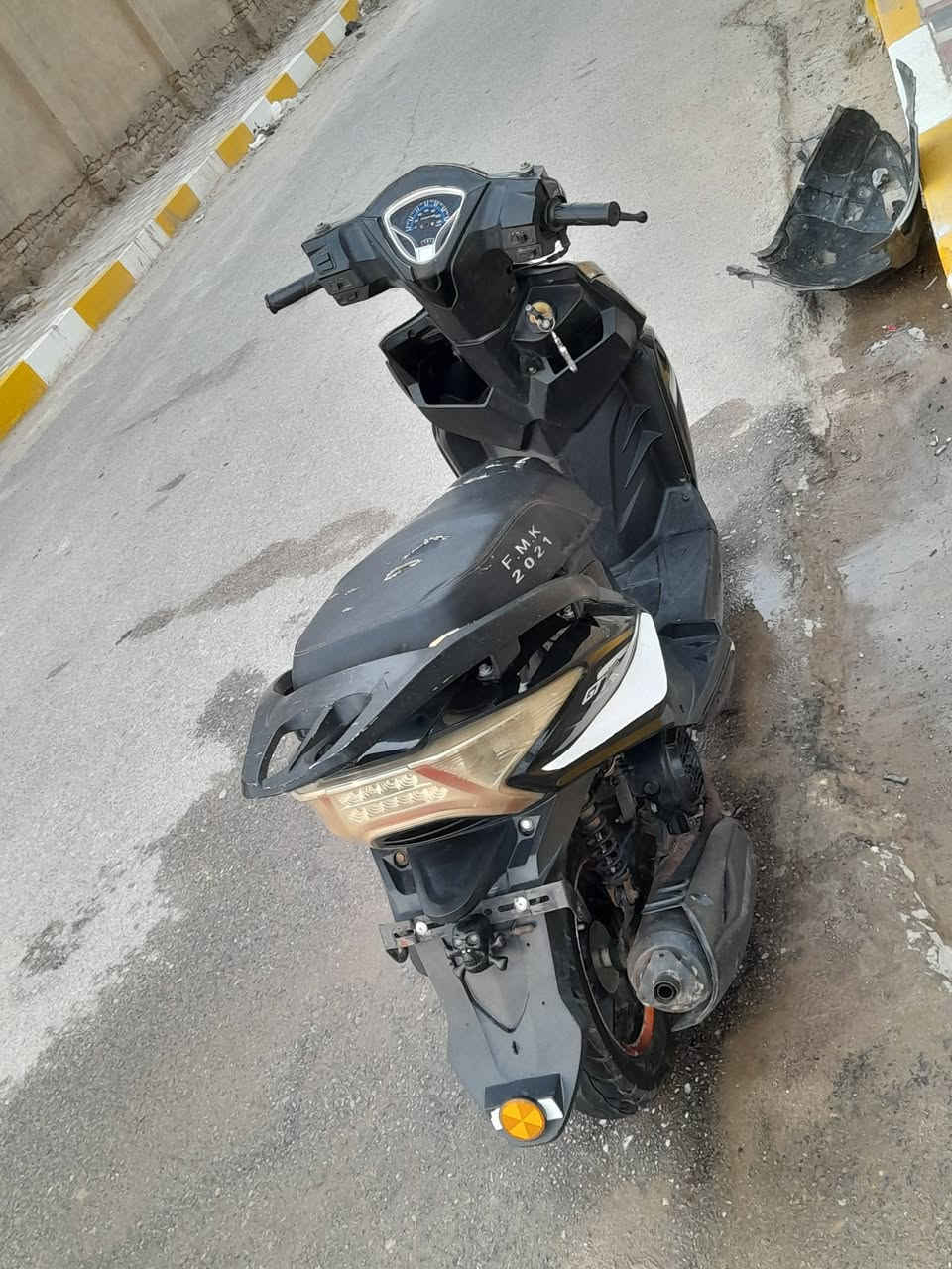 سلام عليكم دراجة سكنس صيني كامله من الطول للطول طفت ماعرف شبيه ابيع كوم حديد ب250وبيه مجال شطره


**إذا كنت صاحب هذا الإعلان وتريد حذفه لأي سبب، رجاءا أرسل رسالة إلى الدعم الفني**