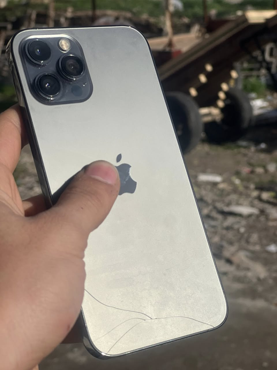 أيفون 12برو ماكس
ذاكرة/٢٥٦
بطارية 🔋 ٨٤
كامرة 1xبيها تشوش تهز الجهاز تصفه 
فطر مثل ما موضح بصوره 
مبدل شاشة وبطارية 
اكتب سعر عجبني ابيع


**إذا كنت صاحب هذا الإعلان وتريد حذفه لأي سبب، رجاءا أرسل رسالة إلى الدعم الفني**