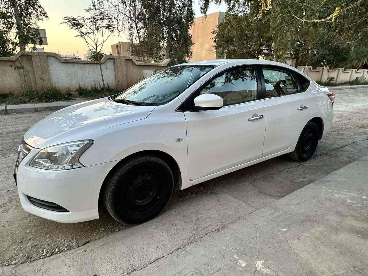 سنترا خليجي مودیل 2016 ناو زەرد گێڕ و مەکینەی نەکراوەتەوە بەشەرت سۆنەرم داناوە هەمو گیانی بەشەرت ژمارەی وتساب *********** كالار, السليمانية
