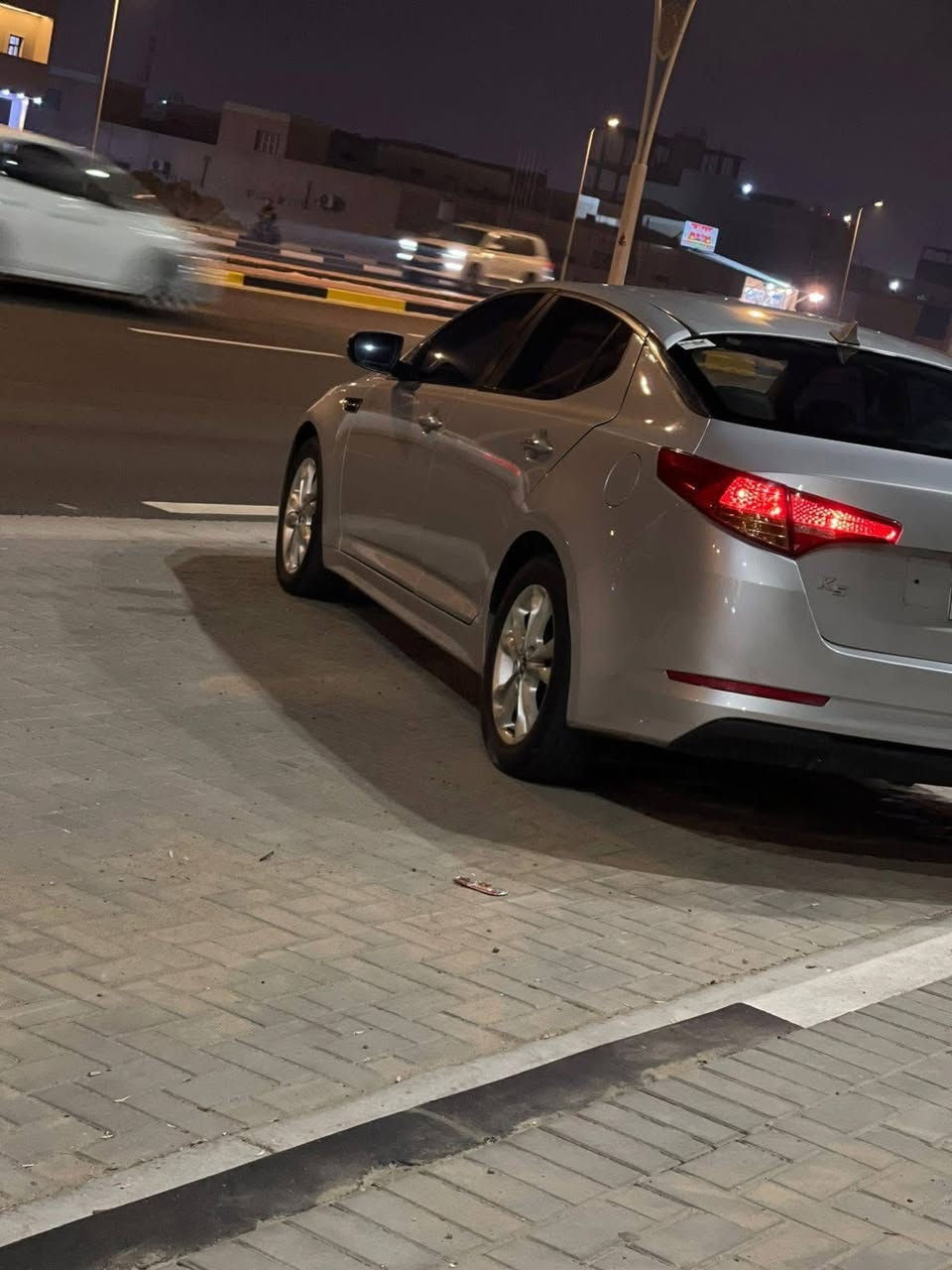 سلام عليكم كي فايف مديل 2014سياره جاهزه من كلشي مكينه قبل سبوع شاده بعده بل ضمان كير كهربائيات كلشي جاهز سياره غاز غاز خط واحد مكان البصره بيع أو مراوس حسب القناعه ***********
