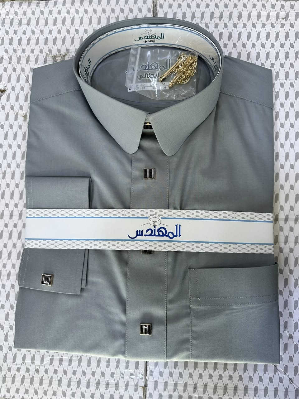 #جديد
2026 قماش صيفي مع #محل_الأخوة_للألبسة_الرجالية
#ثوب_البسام_المهندس_السدرة_الريادة_الامير_الكرم_شاهين_اللندني_العطار_رويال
🔴 # طباقة ياخة قميص طباقة
🔴فصال # كلاسك
🔴نوع القماش # خام ياباني قطن ١٠٠٪
🔴الردن # بزمة+فلات
🔴الطول 56-58-60-62
🔴العرض-S-M-L-XL
••••••••••••••••••••••••••
محل الأخوة ارتقاء يليق بكم وفخامة انتم تستاهلونها

العنوان :: الطوز - محل حجي شريف ابو ياسر
هـ:: ***********  ♈️✅
