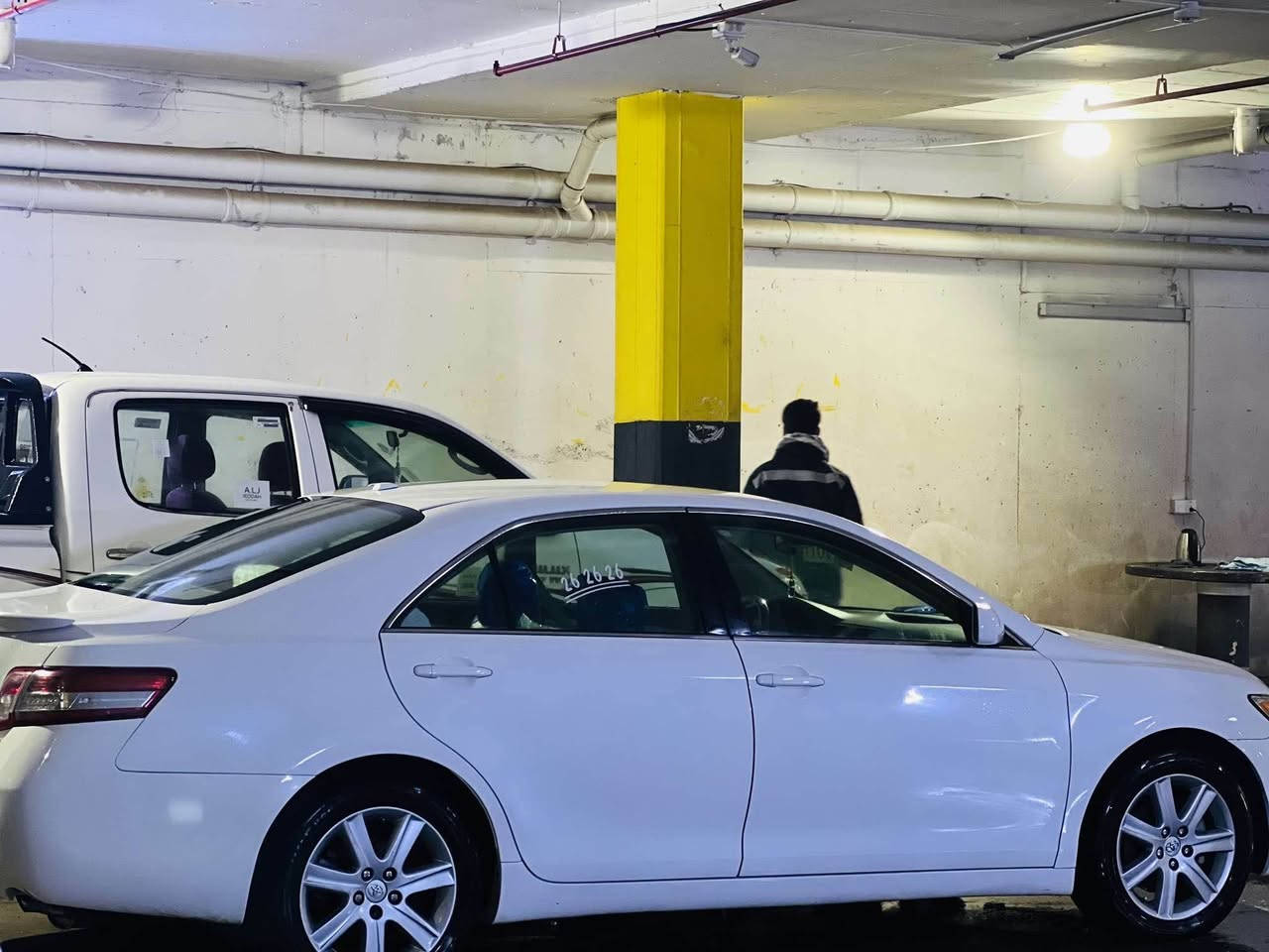 کامری 2011 
ئەمریکی le
بێ بۆیاغ بێ لێدران نمونە لەجوانی
گێڕو مەکینەو تەقەورەقەی بەشەرت 
هەموگیانی جایزە هەموی بەشەرت
نرخی 127 و معامەلە
*********** ڤایبەری لەسەرە Singapore
