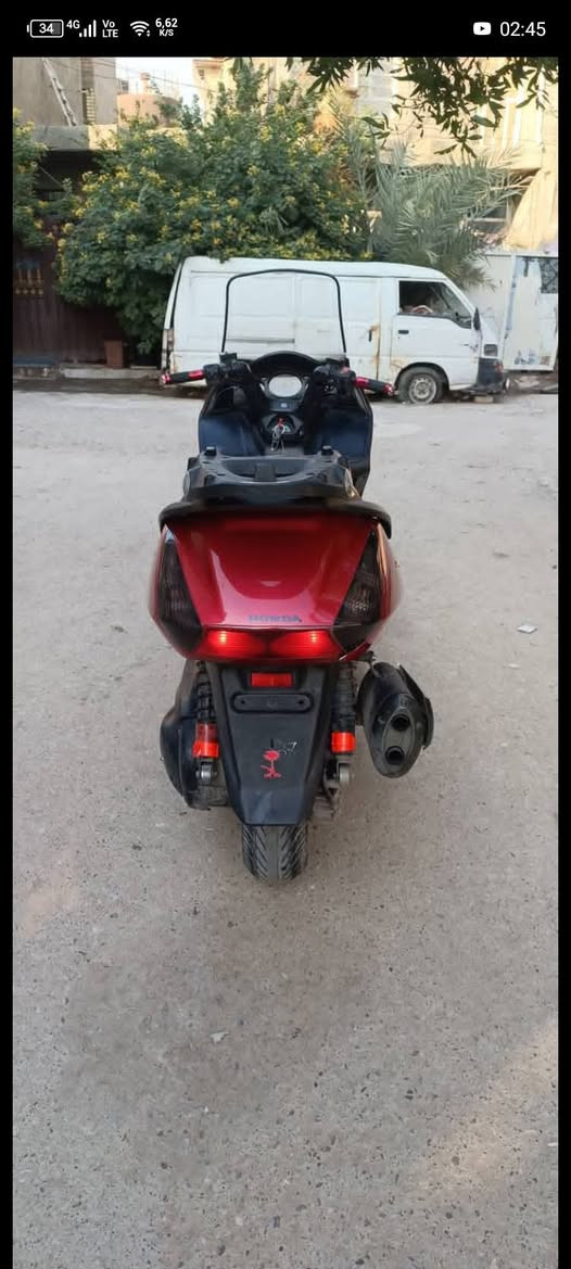 سلام عليكم للبيع سلفر ونج مكينه 600 مكفوله كله شغال اي نقص مابيه شلعه ومعدل تخم تايرات جدد دبلات نضيفه نعومه فول  سعر 13 بيها مجال بغداد العبيدي ***********
