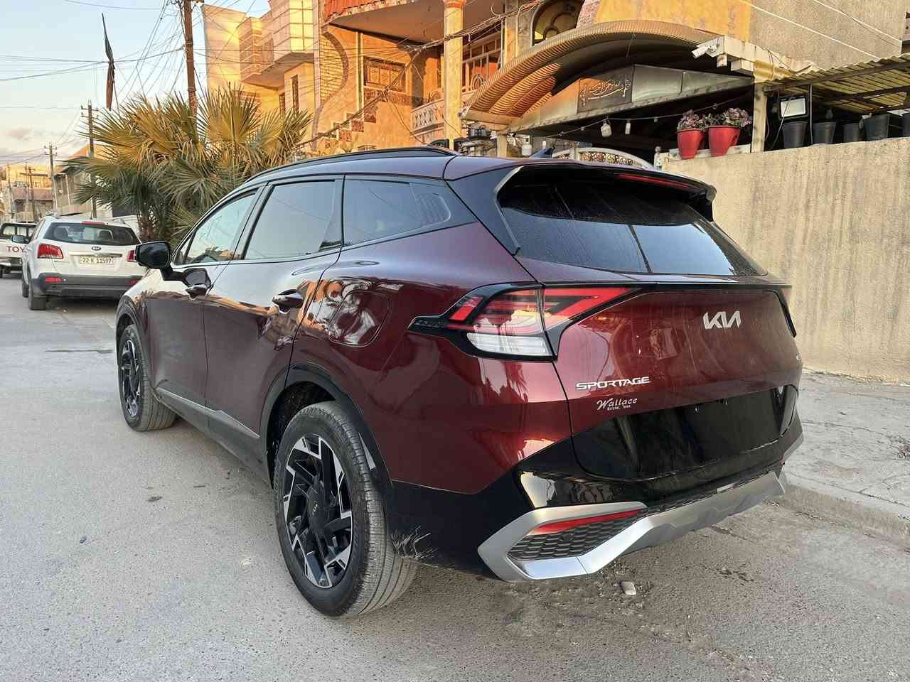 السلام عليكم كيا سبورتج 2023 4X برستيج فول 1/1 اعلى فئه سياره بدون لوحات حادث بنيد فقط صور الحادث مرفقه مع الصور 
السعر 148 $
فتحة سقف بانوراما بالكامل
بصمه تشغيل + أبواب 
دشبول متصل دجتل متغير الألوان 
جنطه تحكم كهرباء 
5 كامرات محيطيه 
كشنات جلد + كهرباء + تتفئه + ميموري + تبريد + هيتر بل ستيرن 
رادار + حساسات + اشاره بل مري + قياده اليه 
سايد بريك بصمه + 3 انضمه قياده 
ليد امامي + ليد خلفي + اوتو هولد 
ويل كروم حجم 19
فور ويل 
شحن واير ليس + انظمه ترحيب 
مكينه 2500 + تشغيل عن بعد 
تحديد مسار + مثبت سرعه 
بيع فقط مكان السياره بغداد مدينه الصدر للاستفسار ***********
