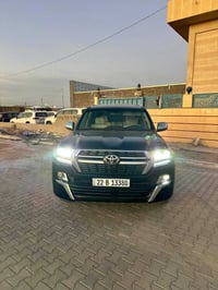 لاندكروز فكساره سياره 2008  محدثه 2021 واحد على واحد مكينه ثمانيه 8 ست...