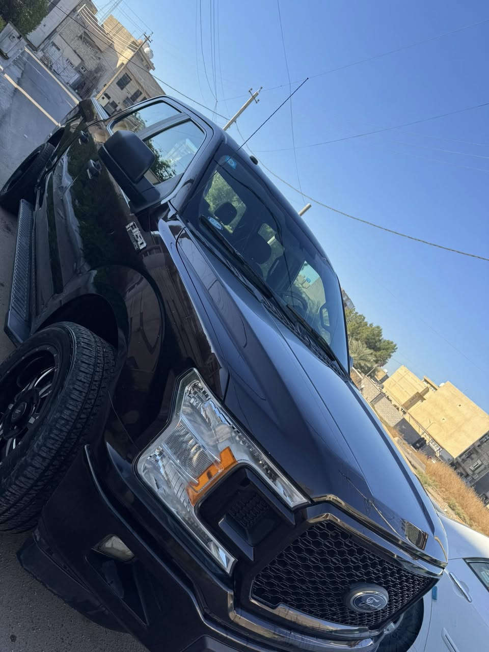 فورد F150 موديل 2018
فور ويل 4*4
شاشة كبير
حساس
كاميرا خلفي
باب طويل بدي قصير ارغب حجم
رقم بغداد  الجديد سنويه مساقطة
كير محرك مكفولات السياره جديده
لون كرزي محرك سته سلند 
وارد امريكي حادثه خلفي مرفوق بلصور البجم كبس السعر 225وبيه مجال اللاتصال ***********
