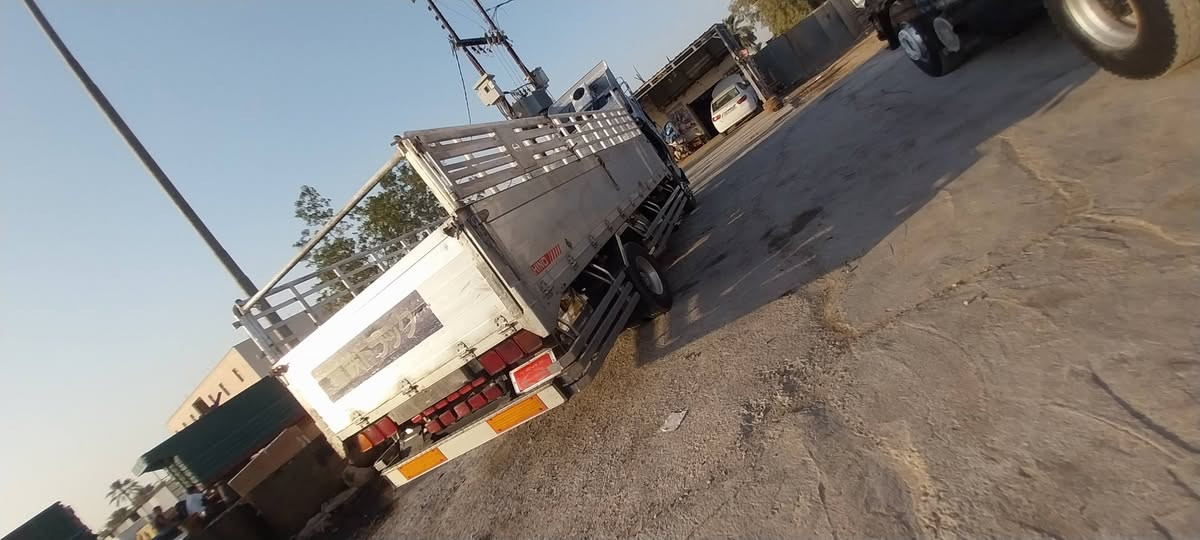 هينو انكر مكينه 80 للبيع سنويه جديده 
تخم تاير جديد سياره مال جناي جاهزه للشغل متعرف ربع عليها 
منضومه تبريد سبلت كهربائي سته وربع بلادي
اي ستفسار ***********
