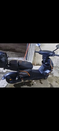 موطور شحن • 5 بطاريات • خالديه