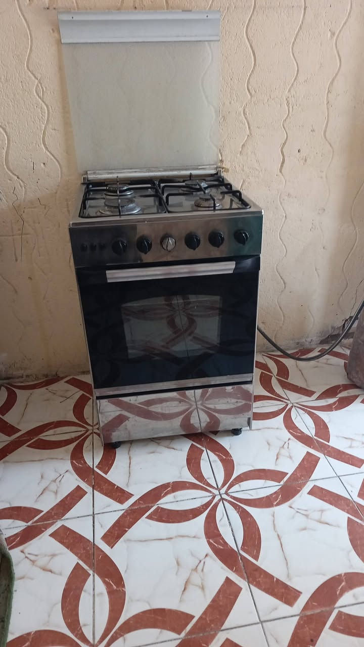 اغراض للبيع مبردة ب50
الطباخ ب60
السبلت ب400
غرفة الخشب ب150


**إذا كنت صاحب هذا الإعلان وتريد حذفه لأي سبب، رجاءا أرسل رسالة إلى الدعم الفني**