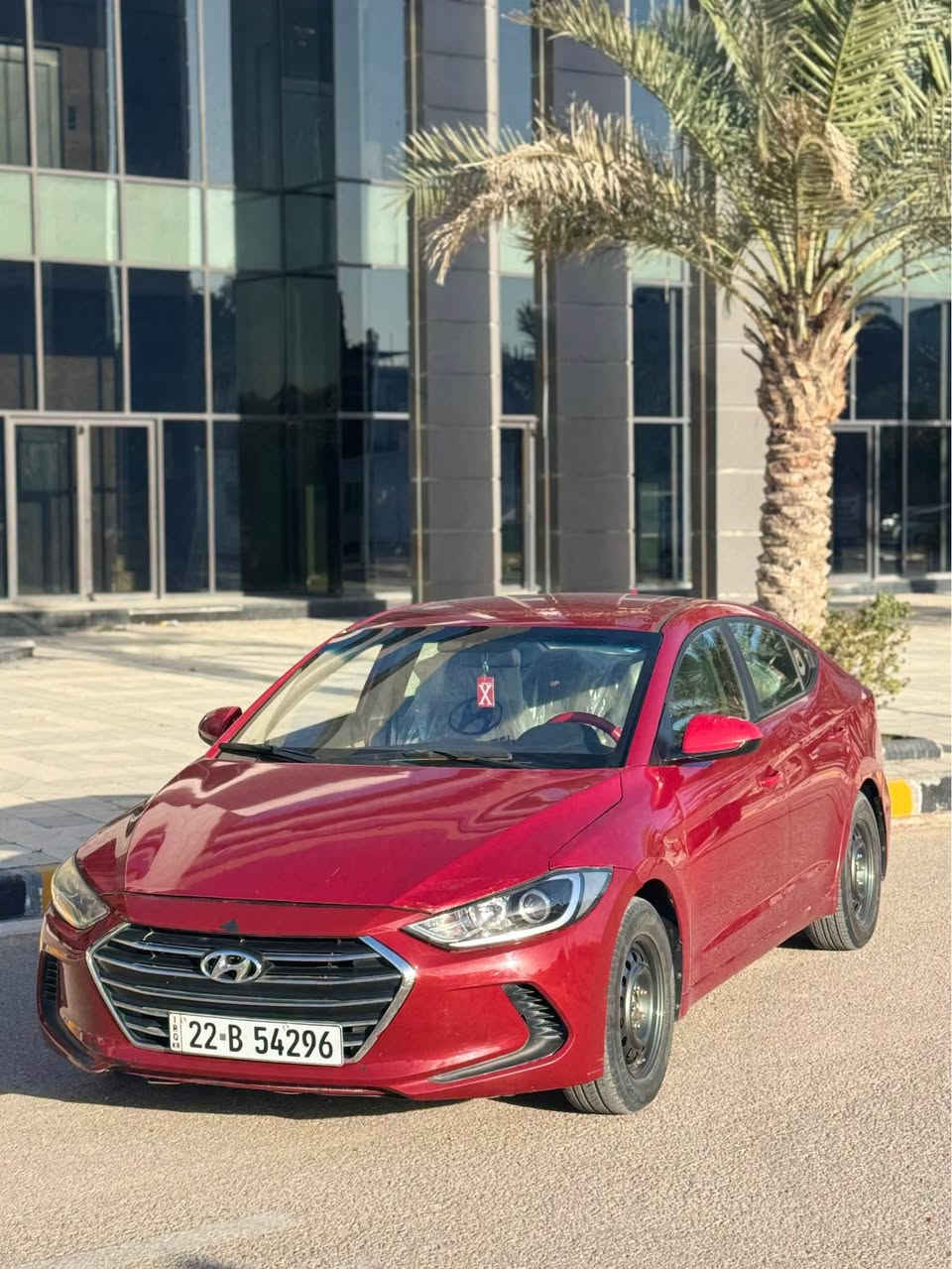 مديل 2017 الضرر اربع قطع صبغ
مكينة 2000 دوش 
*********** النجف, العراق
