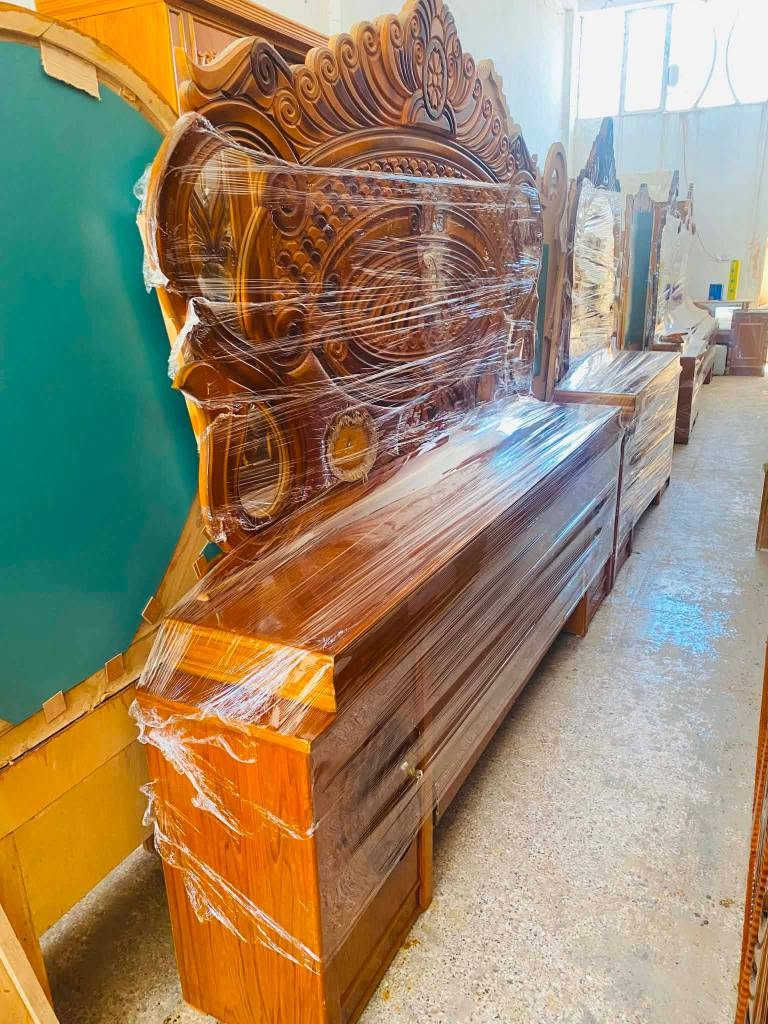غرفة نوم عراقي 6 باب ملحق طابقين شغل درجة اولى مرتب ضهر جرجوبة توصا احطاطة صاج خارج داخل 
السعر 900  وبيها مجال للطيبين 
رقم الهاتف *********** بعقوبة, ديالى
