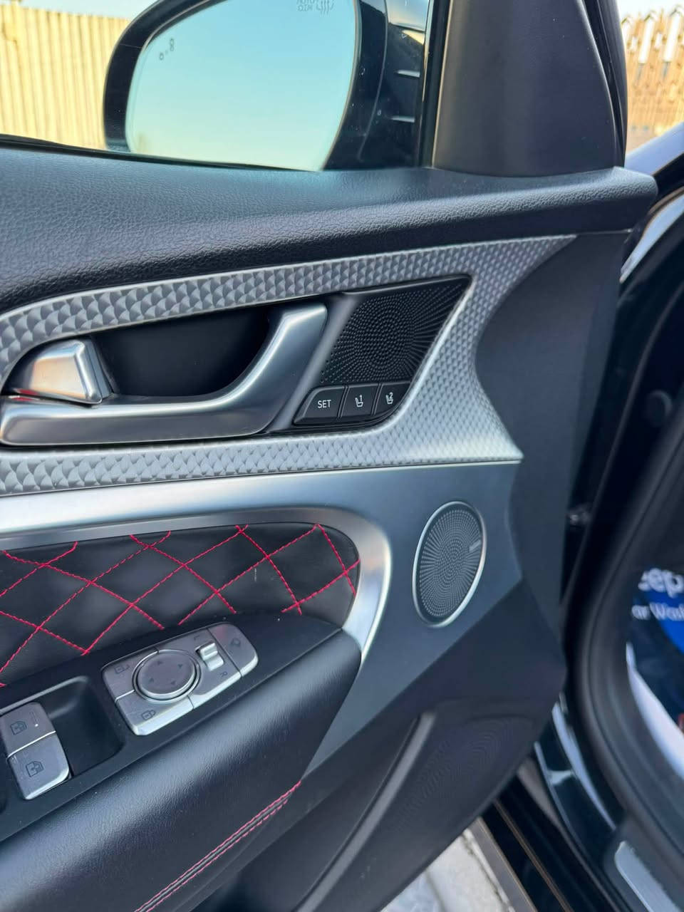 السلام عليكم
G70 SPORT PRESTIGE اعلى المواصفات فوول 

٦ سلندر ويل كب١٩ تو سايز ، ٥ كامرات،اوتو هولد حساسات امامي خلفي تشغيل عن بعد كشنات بقلاوة سقف كنتارا مقاعد تحكم كهرباء وتدفئة وتبريد تدفئة المقود فتحة،تحكم حركه المقود كهرباء محدث دعاميه شكل ل ٢٥ رادارات امامي خلفي جانبي خروج عن المسار المرآة الجانبيه  معتم وهيتر وقلابه واشارة جانبية  وباقي مواصفات الجنيسيس معروفه مواصفات الفول 
حادث خفيف  جاملغ امامي  مبدل ومصبوغ وحافه البنيد مبدل نفس اللون بدون حداديه، بأسمي تحويل ثاني يوم مع هزة جديدة 
السعر: ٢٣٩$ وبي مجال  
*********** تفاصيل اكثر المحامي مصطفى الهاشمي
