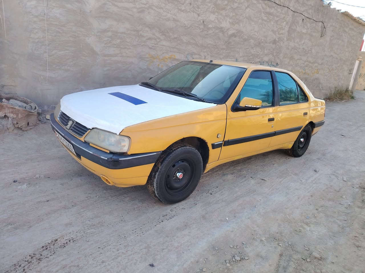 السلام عليكم
بيجو 405 glx موديل 2012 جاهزه مكينه كير تخم تاير كهربائيات تبريد شغال بسمي مصفر هيئه وغرامات ***********
