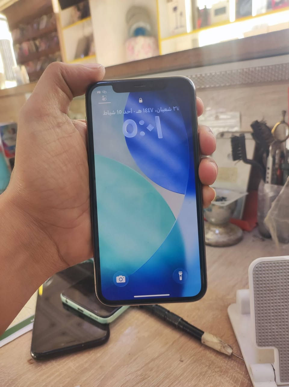 11برو .. ذاكره 256 بطاريه 96 مرفوعه.. مكفول .. فقط بي هزه بالكامرا رقم 1 الباقي فول ... سعره 225 
حله ابي غرق حي السلام 
***********
