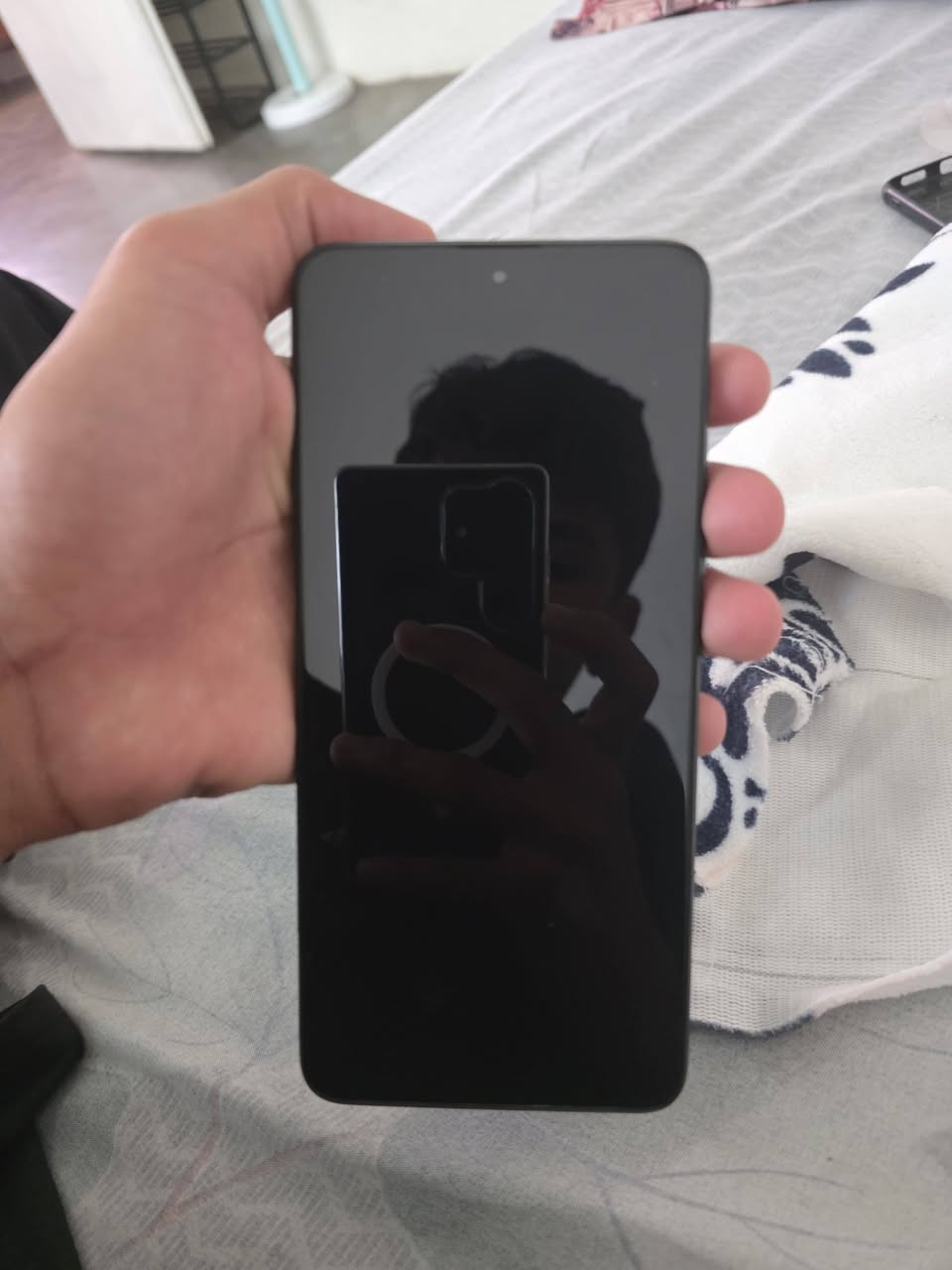 جهاز بوكو F5 PRO ⚡
المواصفات:

المعالج: سناب دراجون 8 الجيل الأول 4 نانو متر بسرعة 3 جيجا هرتز  المعالج قوي 120 فريم في لعبة ببجي☑️ 

الذاكرة: 512 عشوائي 12+12 يعني ذاكرة عملاقة ⚡

البطارية:5160 وشحن بقدرة 67 واط ⚡⚡

الشاشة :نوع أمولد حجم 6.67 انج بتردد 120 هرتز وبدقة 1200×3442 

الكامرة :64 ميجا بكسل والفيديو يصور 4k مع 30 و60 اطار ويصور 8k مع 24 اطار 

الجهاز نضيف جدا  .....السعر / الي ينطي سعر مناسب بالعافية علية (شرط فوك 280)
للتواصل واتساب: ***********
