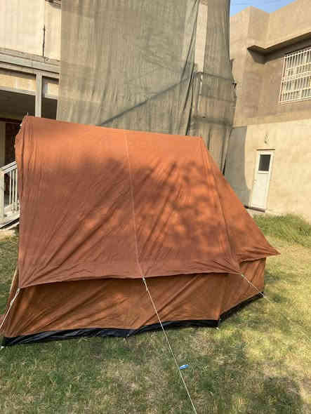 السلام عليكم ؛
من بعد اذن اصحاب الگروب المحترمون ؛
اعرض للبيع : خيمة چيكية الصنع من نوع ( Jested)…. الابعاد تقريباً: 250x200x150 cm
الخيمة اصليه وصناعتها متينه وصنعت للاغراض العسكريه ومخيمات الصيد وغيرها ….. تتسع لاربع اشخاص او اكثر..
جلد اصلي وچادر مقاوم لكل الظروف البيئيه من برد وحر وعواصف وثلوج..
فقط السحابة عاطله بسبب التخزين لمده طويله..
السعر ١٧٥ الف دينار
☎️ ***********
مع الخيمه هديه ( خيمة صغيرة للاطفال سعة شخصين)
بابل/ الحله
