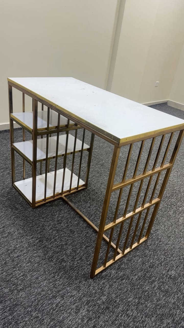 ميز اكرلك اخذته ب350 رايده ب100


**إذا كنت صاحب هذا الإعلان وتريد حذفه لأي سبب، رجاءا أرسل رسالة إلى الدعم الفني**