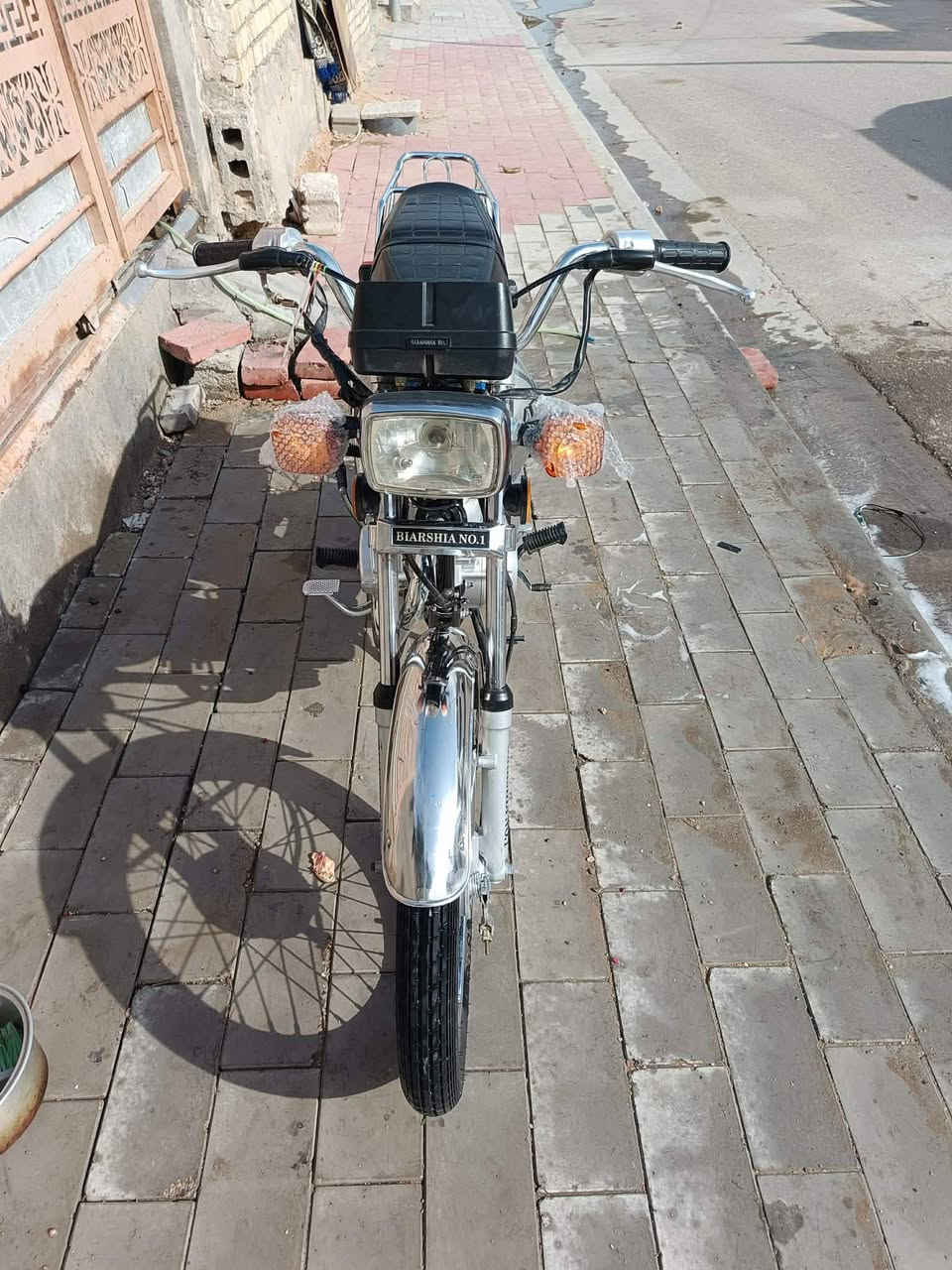 دراجه للبيع ارشه موديل 25.  سعر 650.  ‏‪0773 930 8257‬‏
