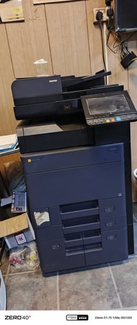 طابعه للبيع مع سيت حبر اتصال مع هذا الرقم 07714815955