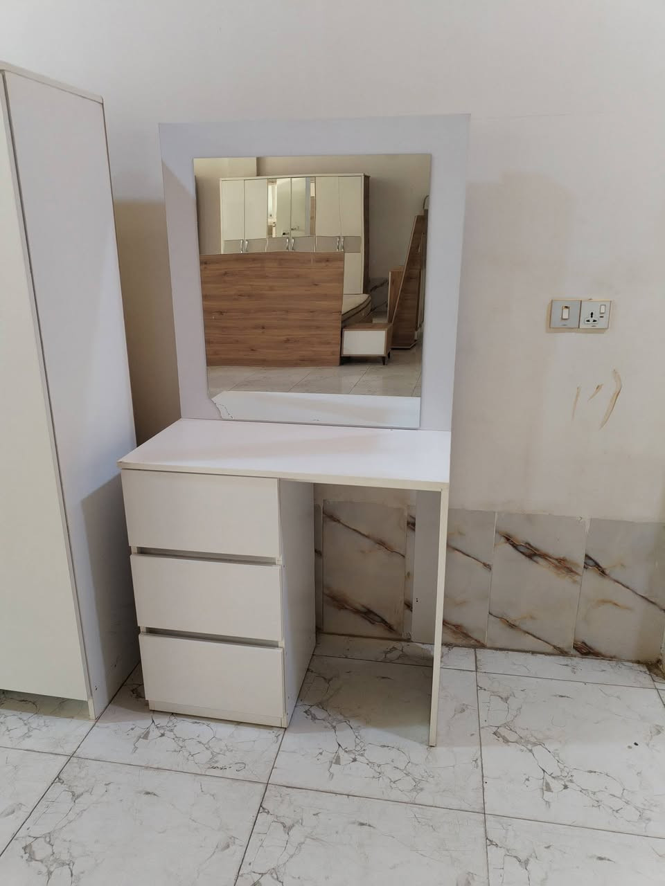 ميز عدد 2اخو الجديد الواحد 85للستفسار ***********
