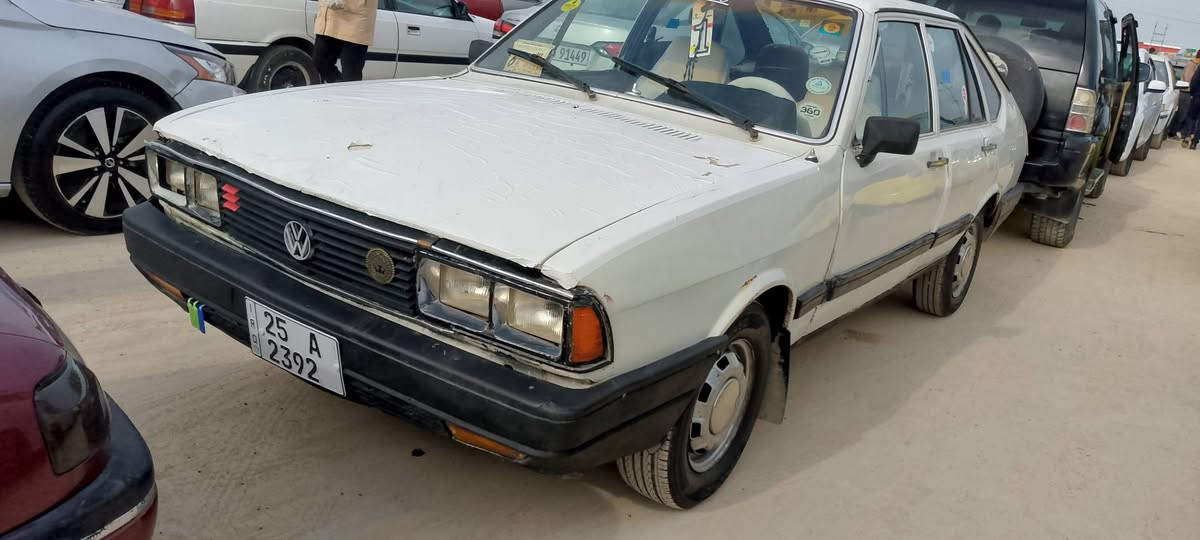 برا زيلي موديل 1985 گير خمسه نمر. تا ير. 4 لوك. محرك شويه سرف. صدر مضبوت. كهربايات شغال. تدفيه.  سياره بسمي. بيطاقه بانزين بي.  سعر 28    رقم. كركوك.    رقم موبايلي. ***********. مكاني كركوك حريه كركوك, العراق
