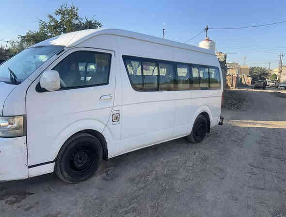 سلام عليكم سياره البيع إج تو 2014 البيع مكفوله من الصبغ والضربه معممره بس دواير والباقي مكفول دوشمه مكينه كير تبريد تخم تاير بس صدره نص عمر الباقي ترايك وين ما يعجبك السعر 135 وبيه مجال مكان السياره بغداد المعامل ***********
